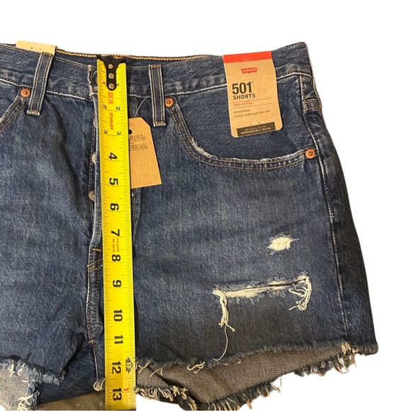 Levi’s 501 Original Shorts Denim Distressed Raw Hem W30 High Rise - Picture 9 of 14